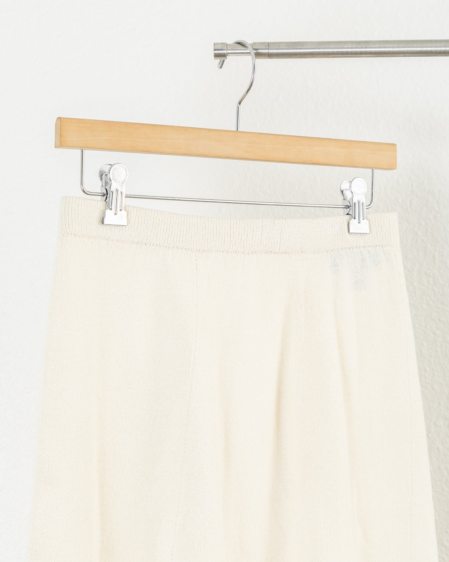 ST. JOHN Wool Midi Swing Skirt in Cream