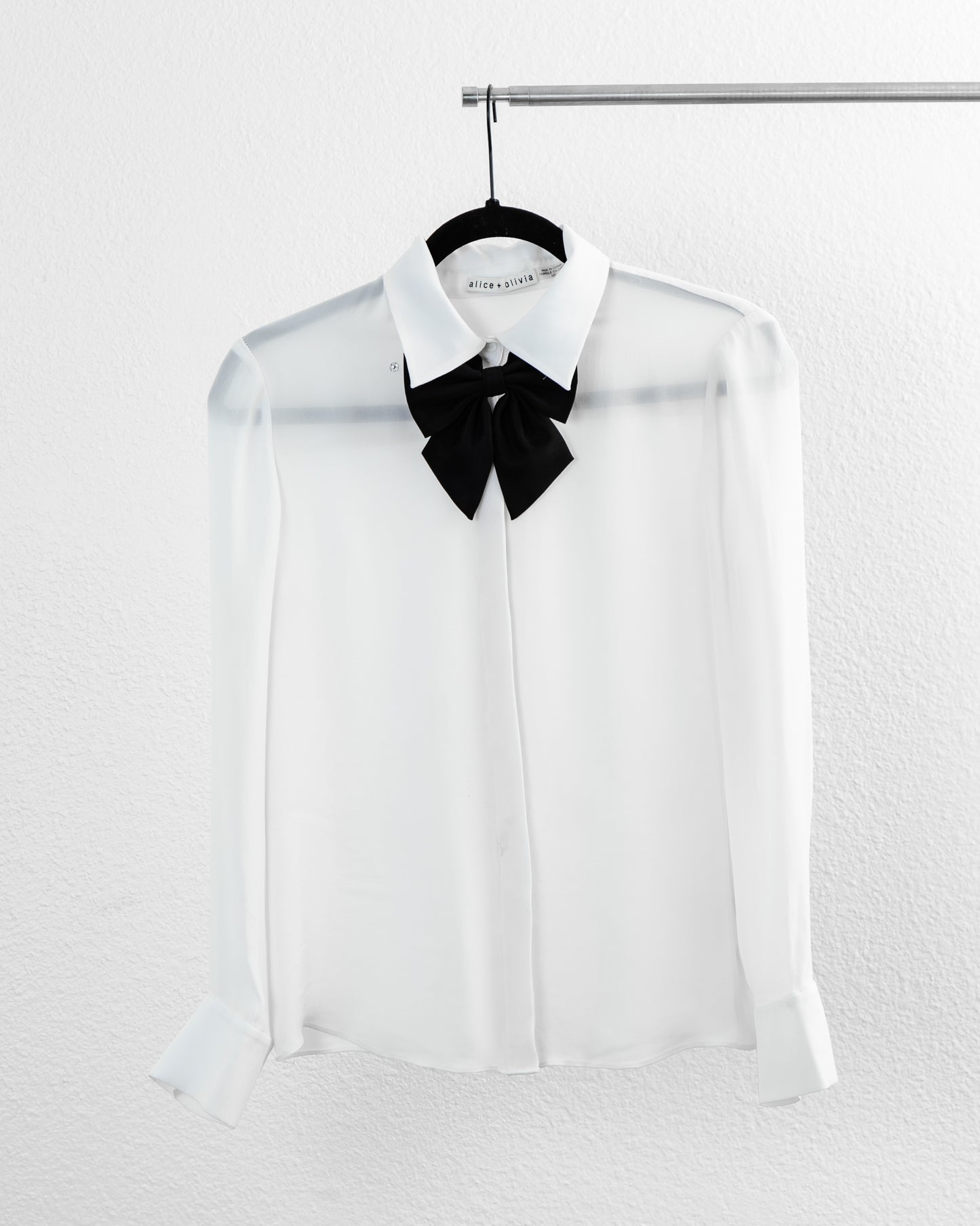 CHRISTINE GARCIA Uniform Bow Knot Tie