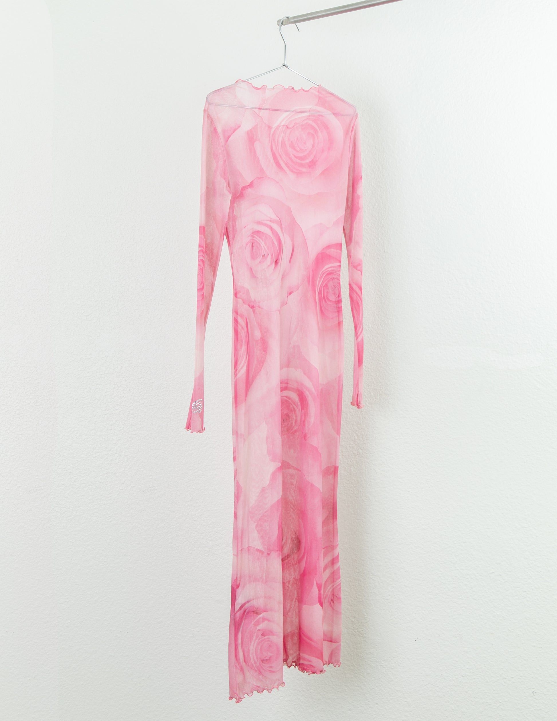 BLUMARINE Rose Print Long Sleeve with Ruffles Sheer Dress in Pink SZ 6 Christine Garcia Collective BLUMARINE Rose Print Long Sleeve with Ruffles Sheer Dress in Pink SZ 6 Christine Garcia Collective